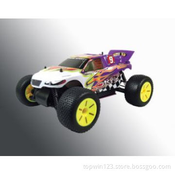 1:10th scale 4WD nitro powered truggy